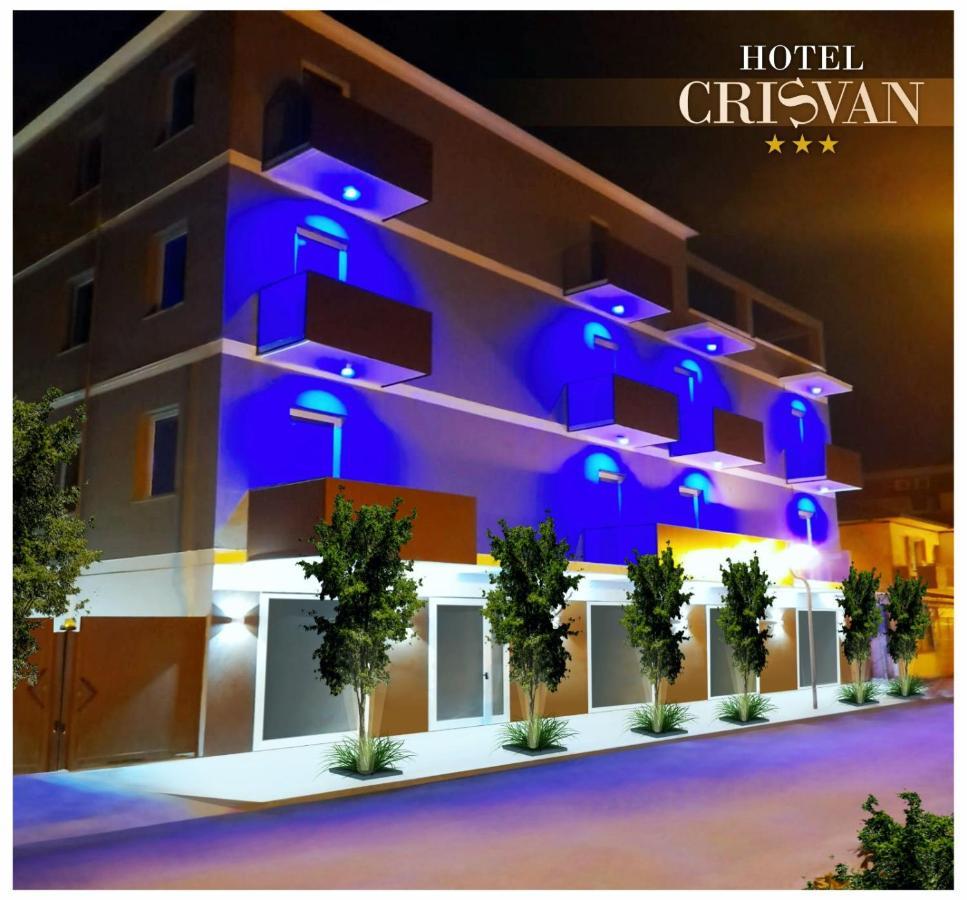 Hotel Crisvan Ріміні Екстер'єр фото