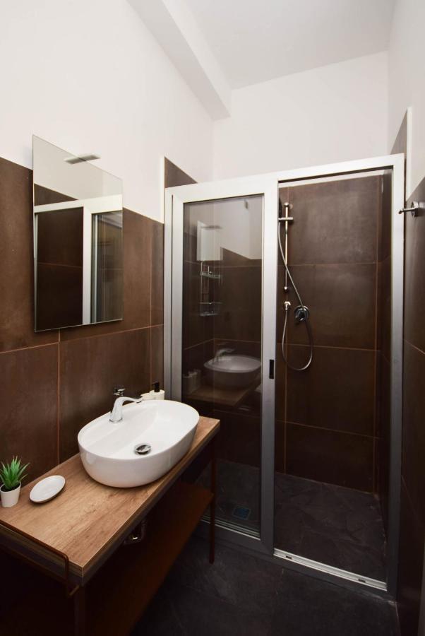 Hotel Crisvan Ріміні Екстер'єр фото